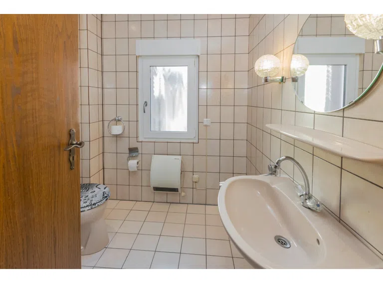 2tes Bad OG mit Dusche