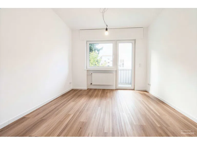 Kinderzimmer oder Büro - Bild 1