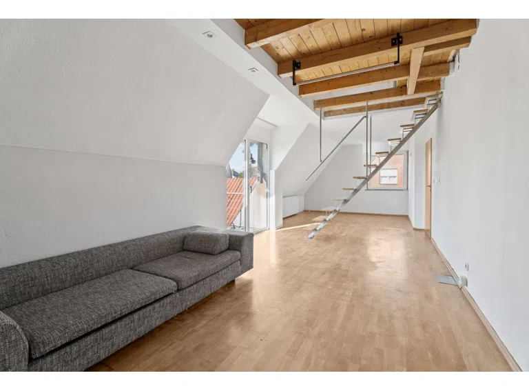 Wohnzimmer DG