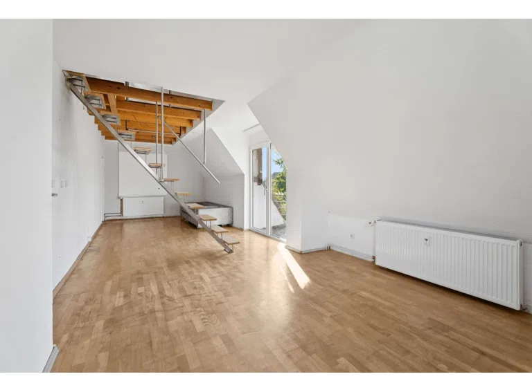 Wohnzimmer DG