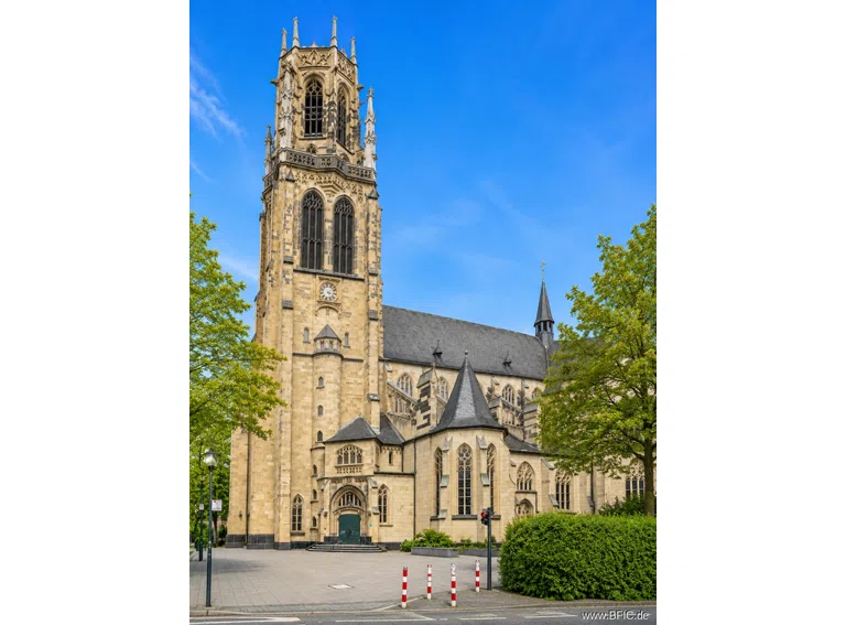 Herz Jesus Kirche - Nachbarschaft
