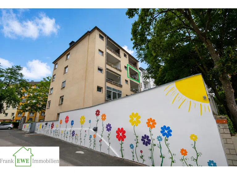 Hausansicht Rückseite, 2-Zimmer-Wohnung mit Balkon zum Kauf in Düsseldorf Derendorf, Frank Ewe Immobilien