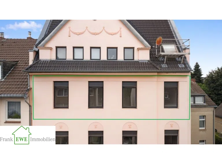Hausansicht Wohnung, 3-Zimmer-Wohnung mit Garten zum Kauf in Eller