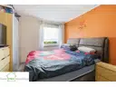 Schlafzimmer EG, Zweifamilienhaus mit Garage zum Kauf in Düsseldorf Hassels, Frank Ewe Immobilienmakler Düsseldorf Hassels