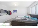 Schlafzimmer 1.OG, Zweifamilienhaus mit Garage zum Kauf in Düsseldorf Hassels, Frank Ewe Immobilienmakler Düsseldorf Hassels