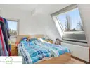 Schlafzimmer DG, Zweifamilienhaus mit Garage zum Kauf in Düsseldorf Hassels, Frank Ewe Immobilienmakler Düsseldorf