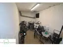 Fahrradkeller, Wohn- und Geschäftshaus
