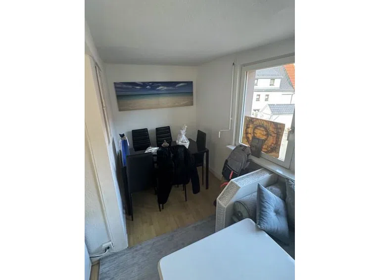 13 Eßzimmer und Wohnzimmer