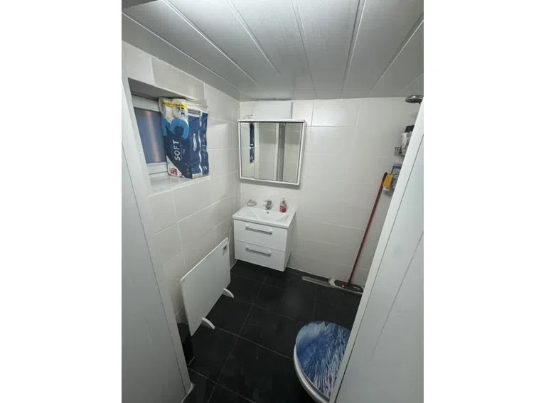 8 Dusche WC