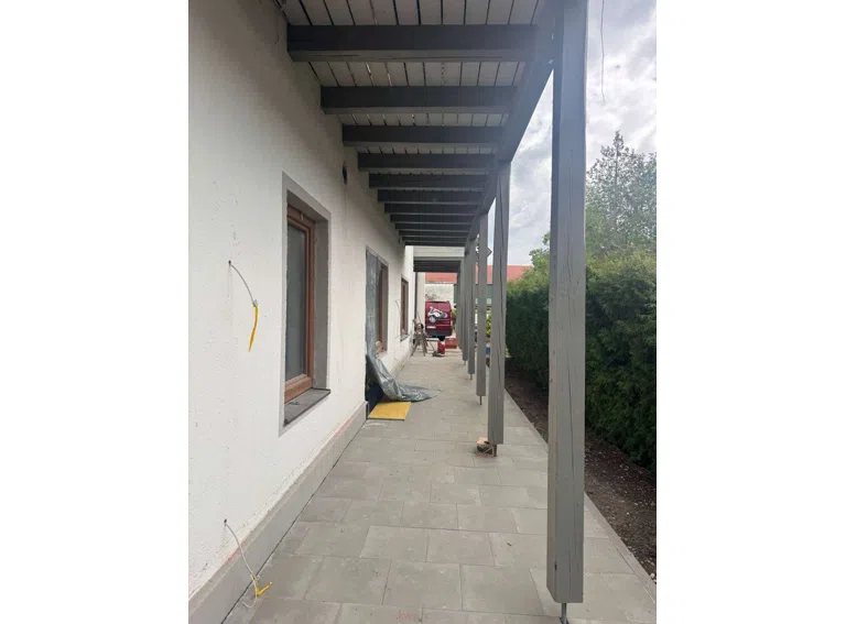 Überdachte Terrasse