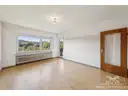 OG - Wohnzimmer mit Balkon
