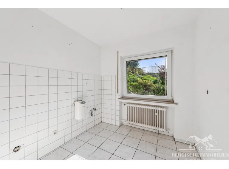 EG - Küche - Wohnung 2
