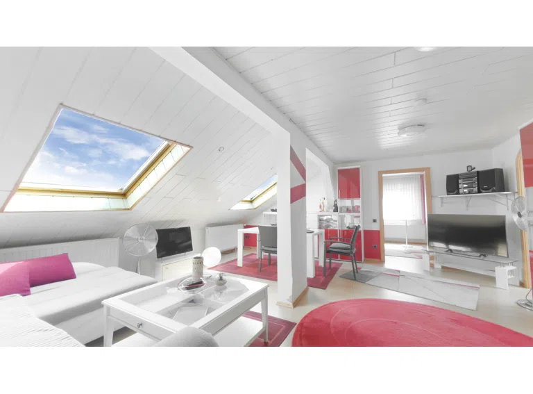Wohn- und Esszimmer DG
