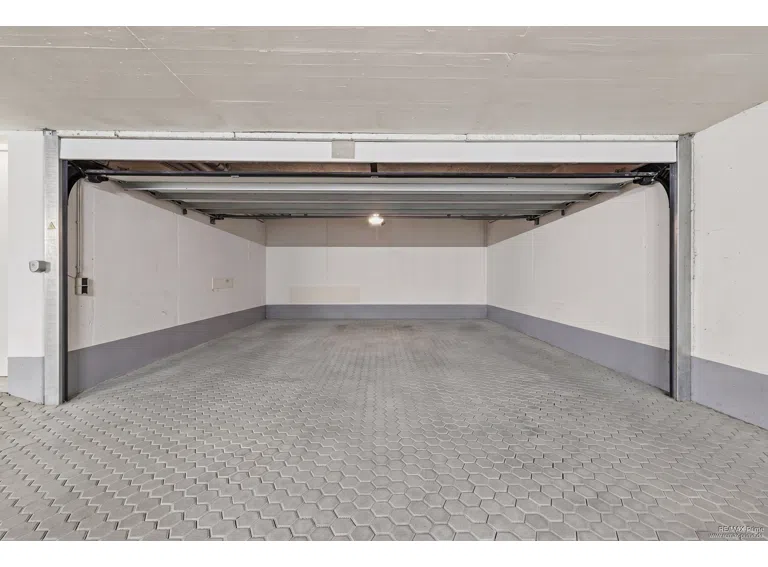 Separat abschließbare Doppelgarage