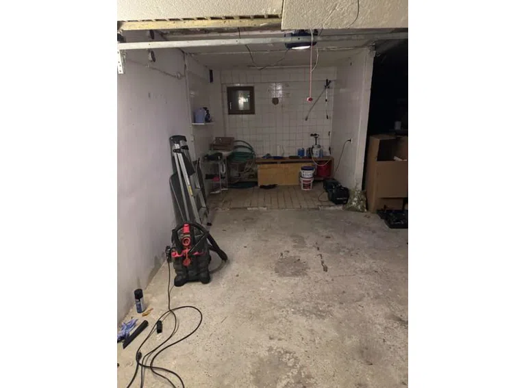 111 Garage links