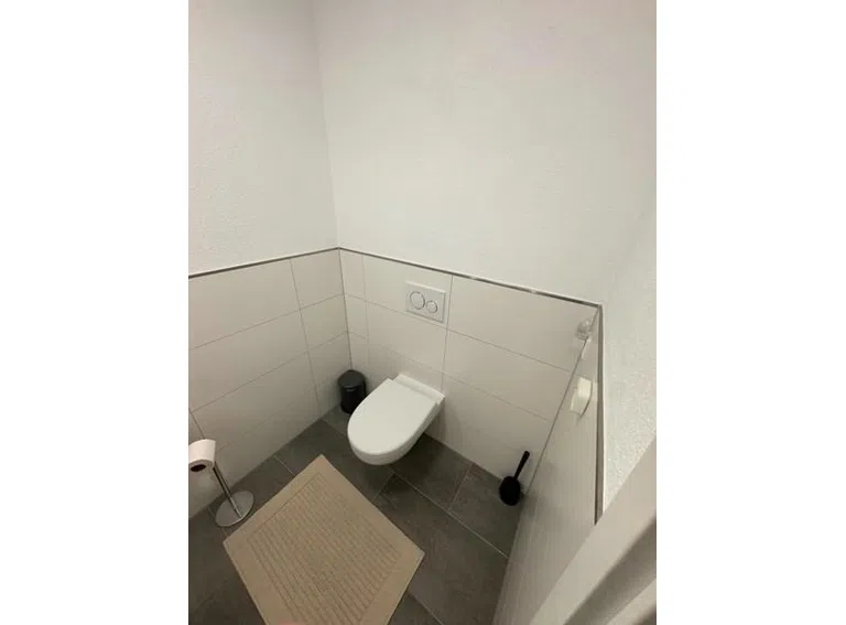 53 Gäste WC