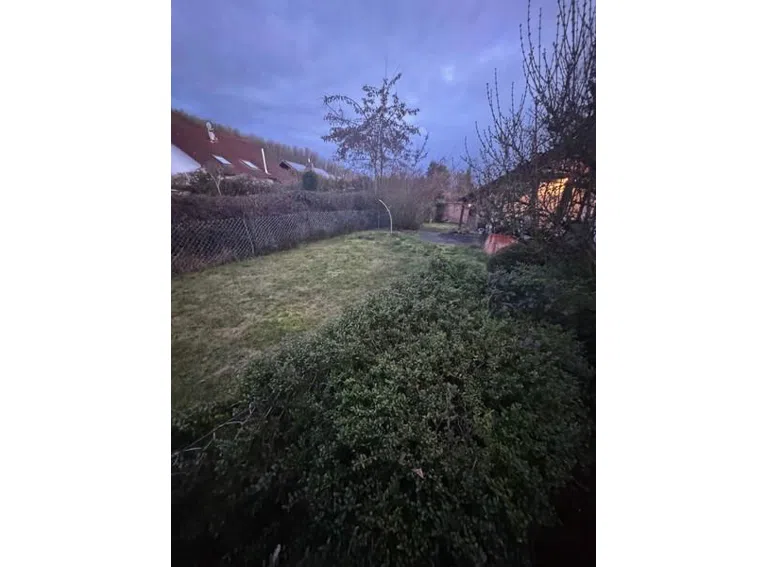 21 Garten Rückseite