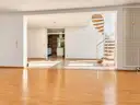 WG1 EG Blick zum Flur vom Wohnzimmer