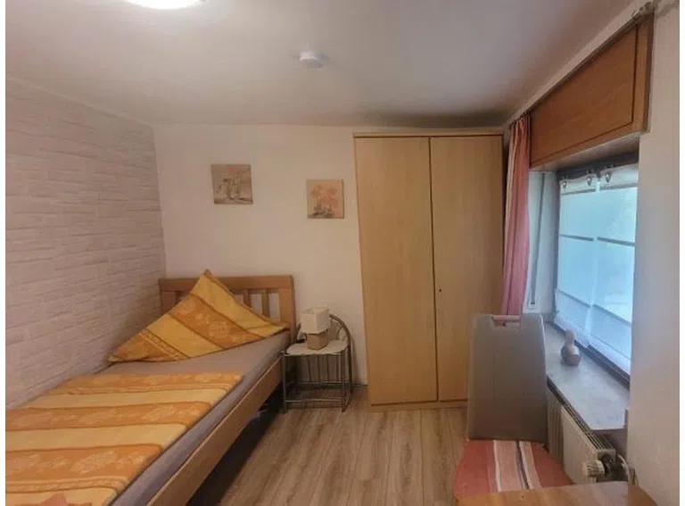 010 Pension Zimmer 2 im OG