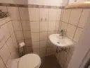 013 Pension Gäste WC im OG