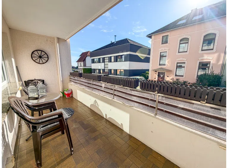 Balkon mit direktem Zugang vom Wohnbereich