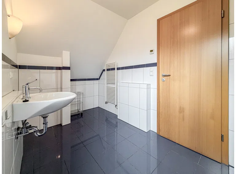 Badezimmer 2