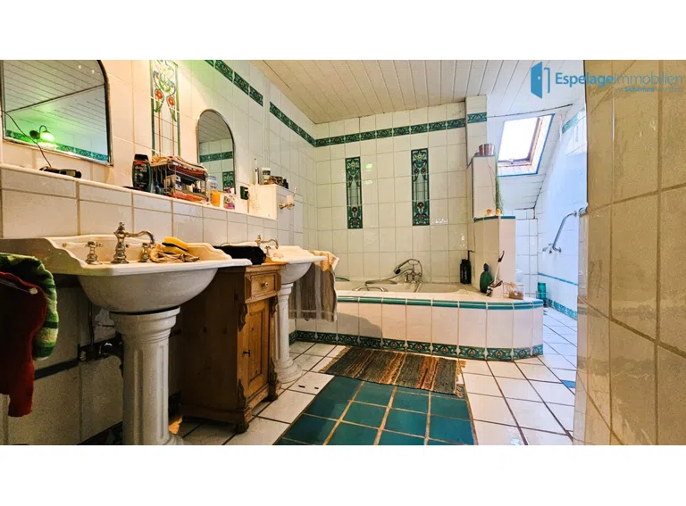 Badezimmer EG