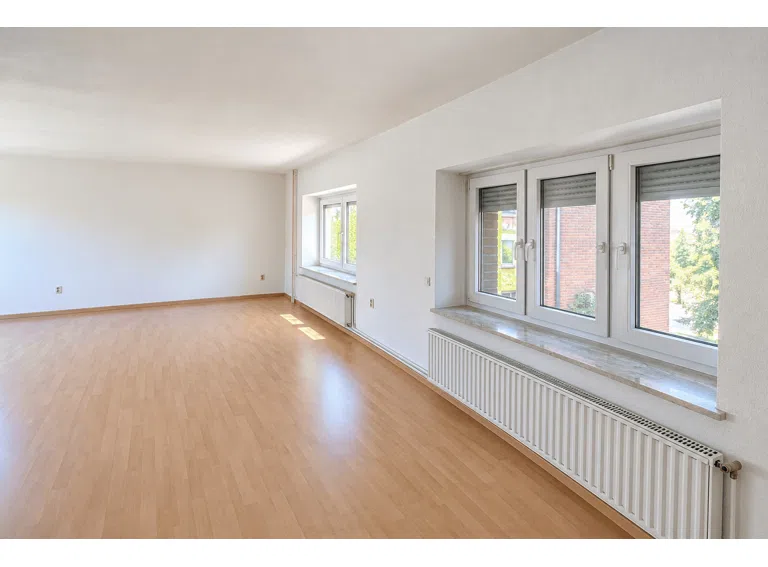 Wohn-Esszimmer (2. Wohnung)