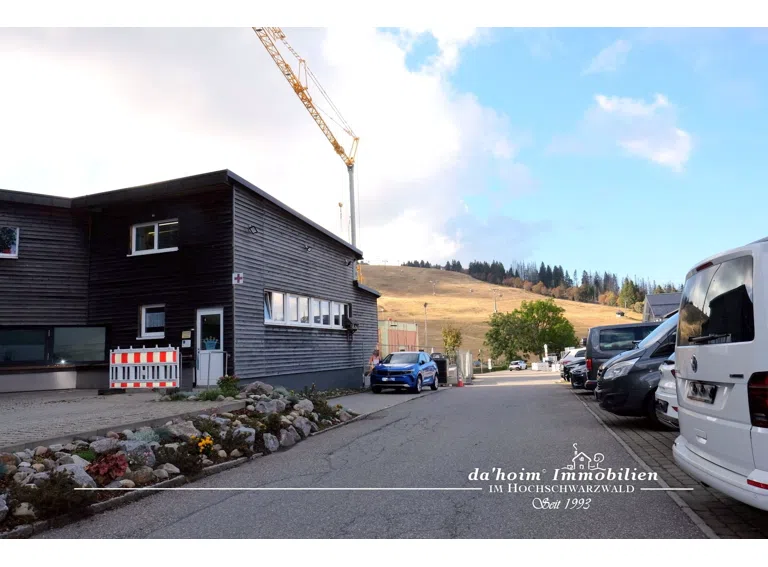 ETW-Chaletgefühl–das-kleine-Glück-am-Berg-Feldberg00-025dahoim_immo_wtm.JPG
