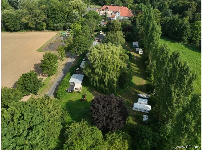 vorderes Campingplatzgelände