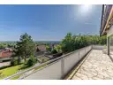 Freiraum mit Fernsicht – der perfekte Balkon zum Entspannen