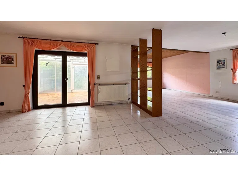 EG Wohnzimmer, albtrennbares Zimmer