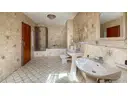 OG Bad mit Wanne, Dusche