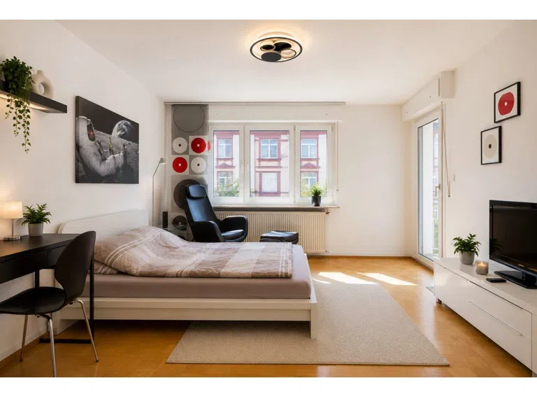 Wohn- und Schlafzimmer (1)