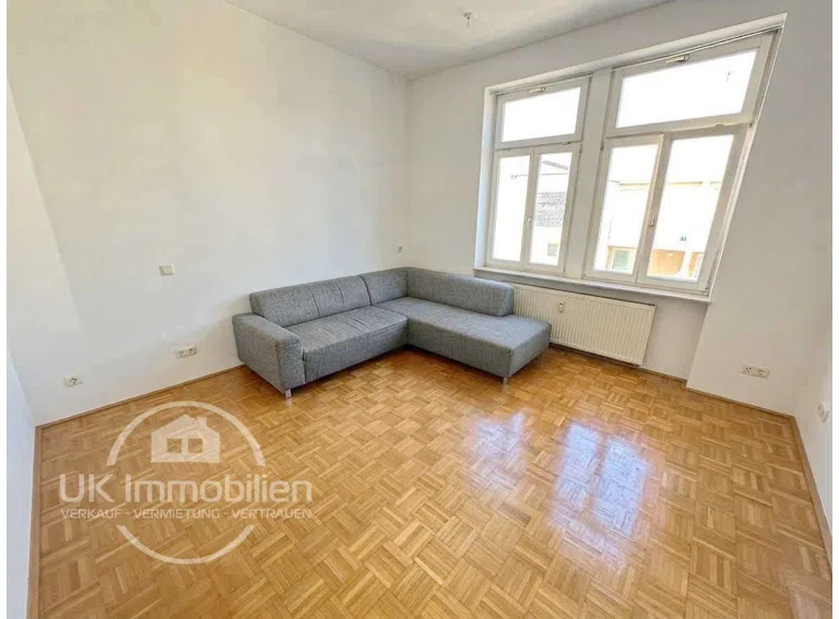 Wohnzimmer_digital_geräumt