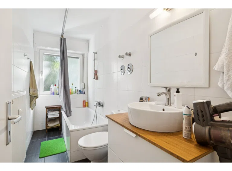Badezimmer - Ansicht 1