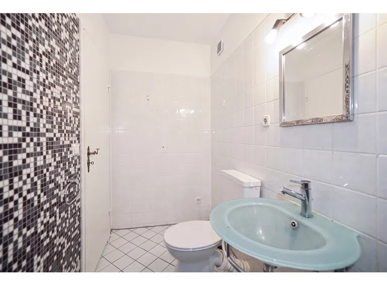 Badezimmer - Ansicht 2