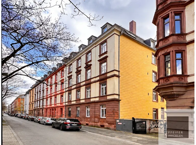 Straßenansicht