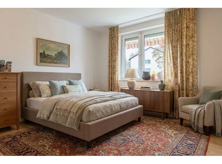 Schlafzimmer - digital nachbearbeitet aus Privatsphäregründen