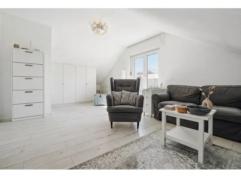 Wohnzimmer DG Links - Ansicht 1