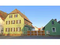 Häuser, in Freisbach, 290.0 m², 12.0 Zi., Bj. 1899