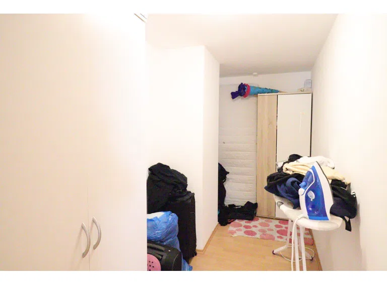 Ankleidezimmer - DG