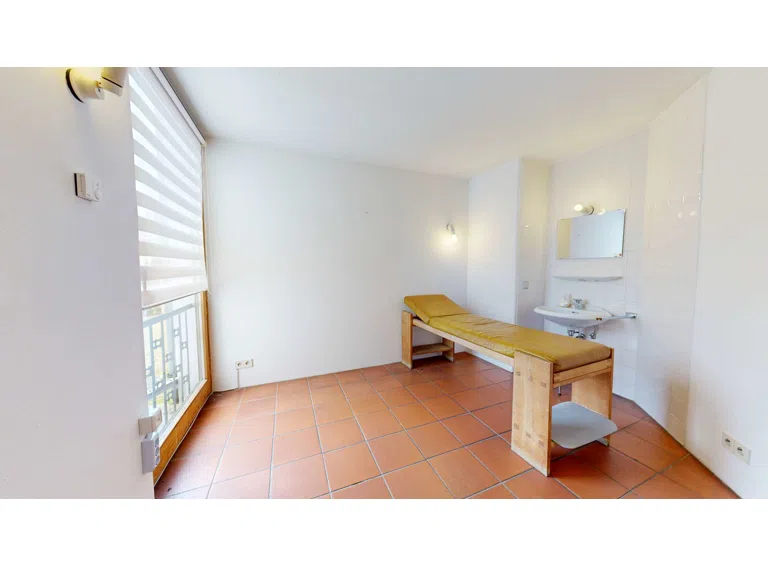 Behandlungszimmer/Büro