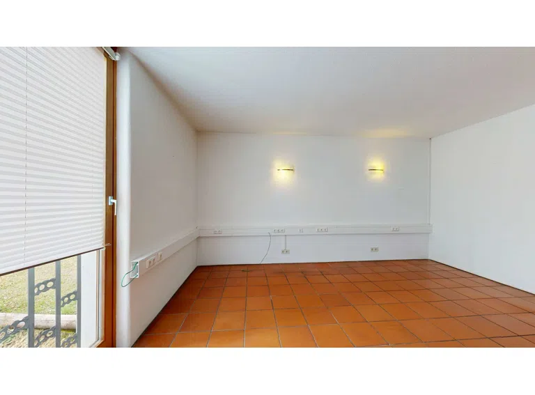 Behandlungszimmer/Büro
