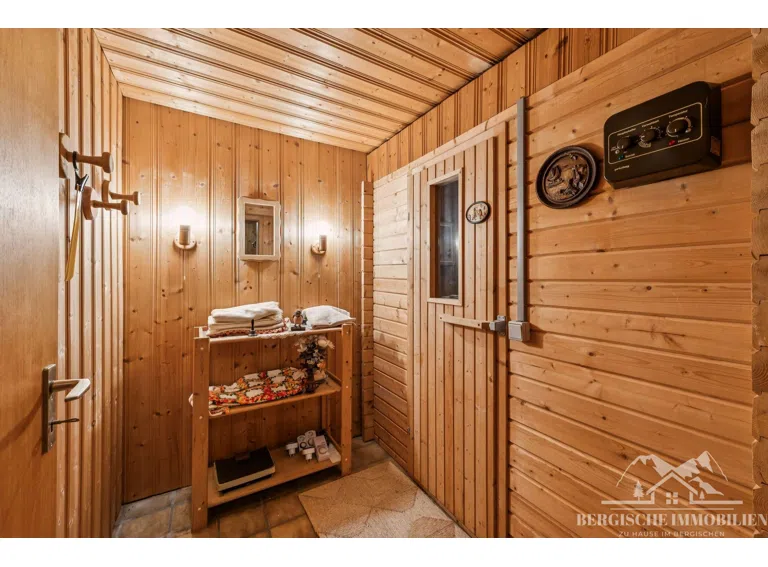 KG - Sauna Eingang