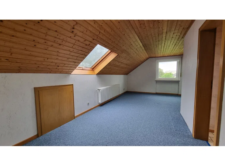Zimmer 2 Spitzboden