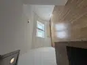 Blick ins Wohn-Esszimmer unmöbliert