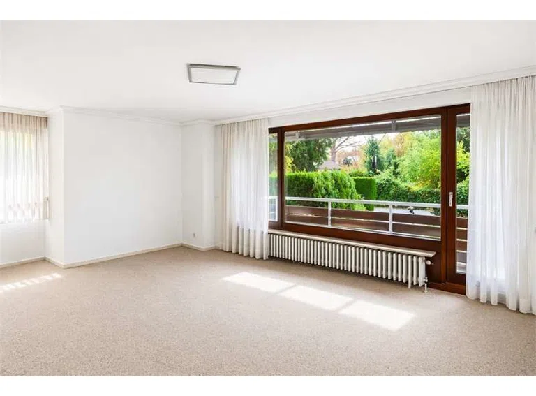 Wohnzimmer unmöbliert