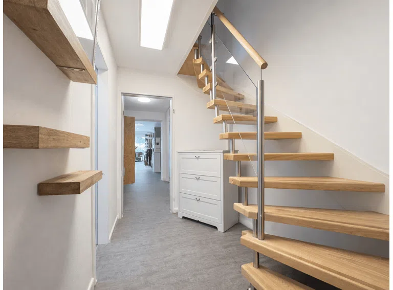 EG Flur Treppe nach oben