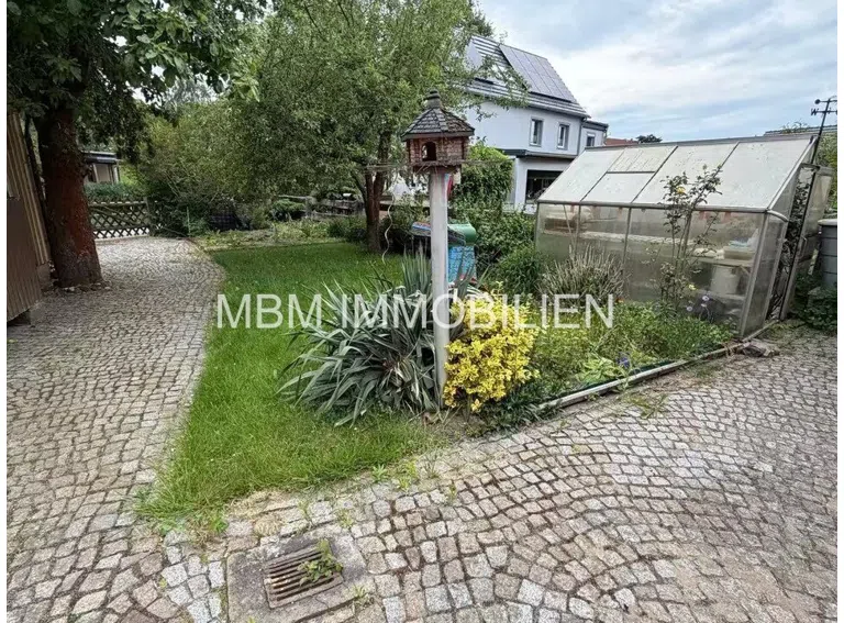Grundstück